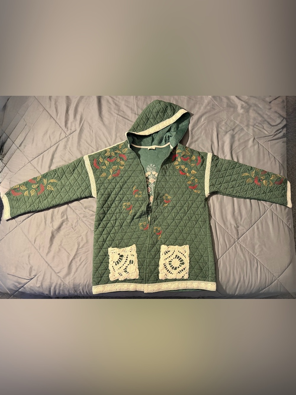 Green Quilted Hooded Jacket with Floral Embroidery